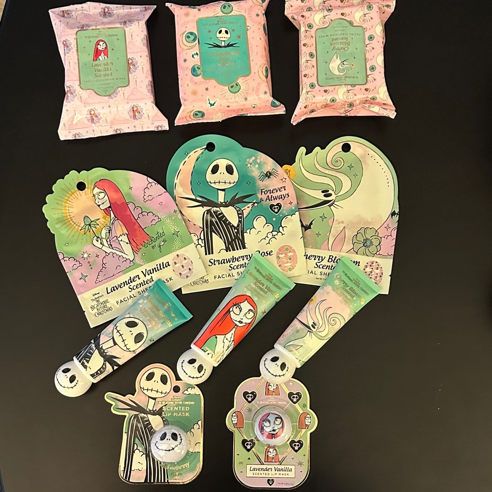 New Disney Nightmare Before Christmas Skincare Set Bundle facial & lip masks